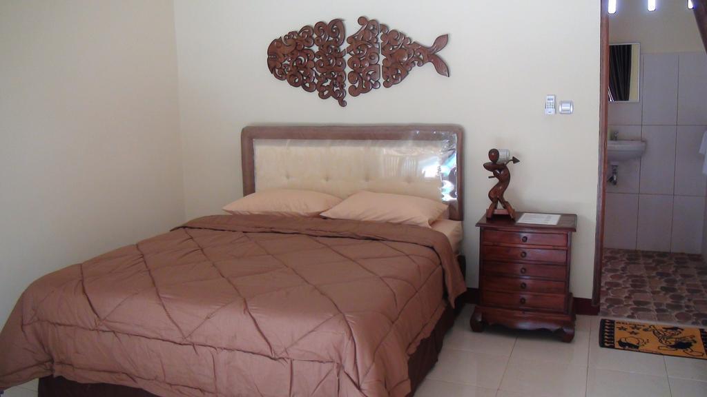 Montongbuwoh Villa Yukie Senggigi חדר תמונה