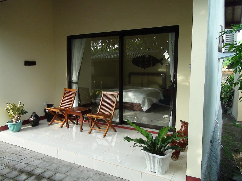 Montongbuwoh Villa Yukie Senggigi חדר תמונה