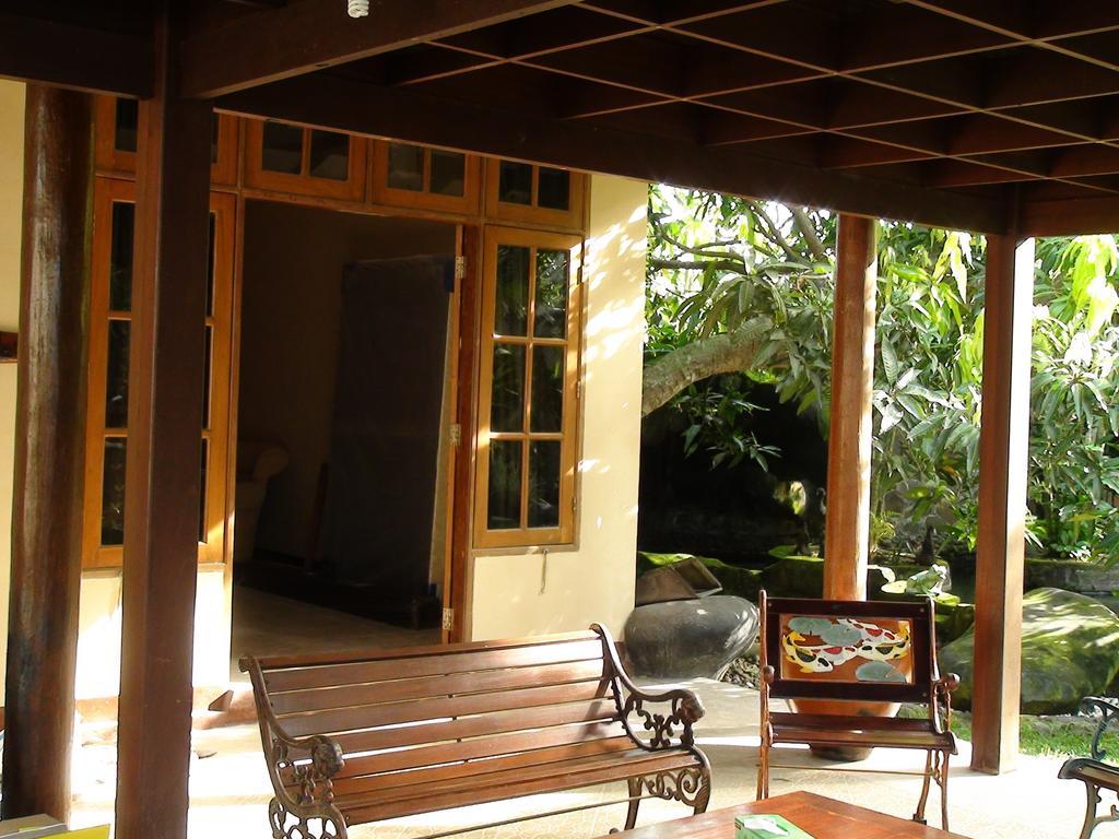 Montongbuwoh Villa Yukie Senggigi חדר תמונה