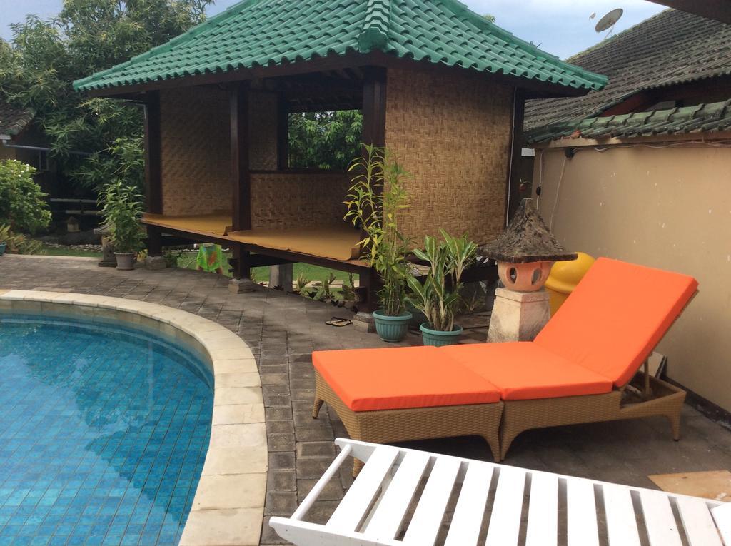 Montongbuwoh Villa Yukie Senggigi מראה חיצוני תמונה