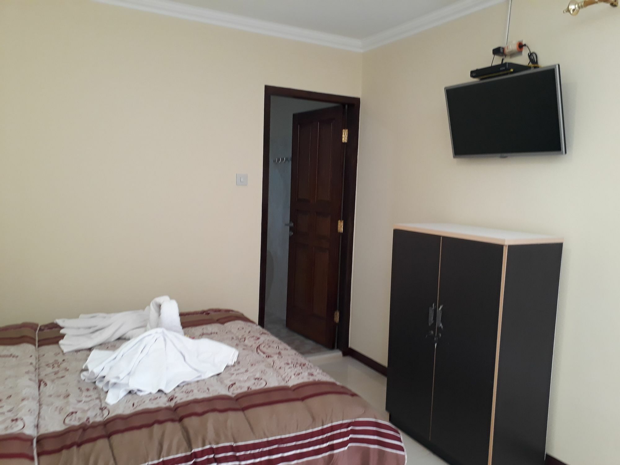 Montongbuwoh Villa Yukie Senggigi מראה חיצוני תמונה